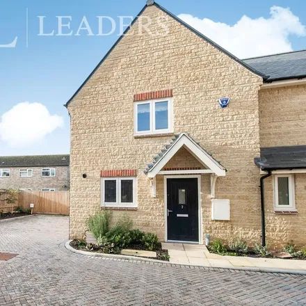 Rent this 3 bed house on The Lees in Faringdon, SN7 7QX