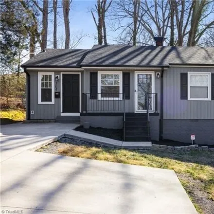 Buy this 3 bed house on 504 Dellwood Ave in Asheboro, North Carolina
