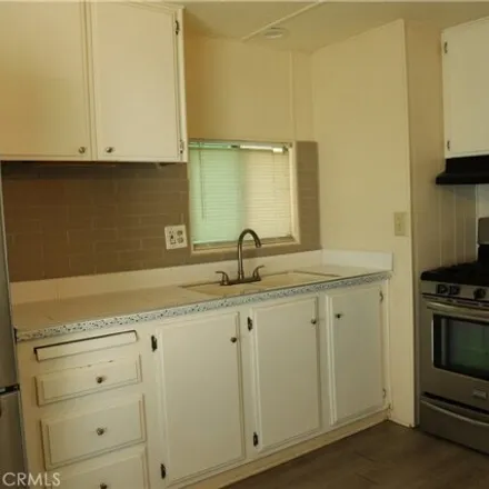 Image 4 - unnamed road, Hesperia, CA 92345, USA - Apartment for sale