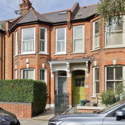 Rent this 4 bed townhouse on 140 Oxford Gardens in London, W10 6PZ