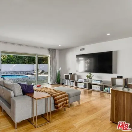 Image 7 - 3684 Royal Meadow Road, Los Angeles, CA 91403, USA - House for sale