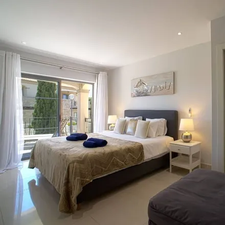 Rent this 2 bed apartment on 8125-307 Distrito de Évora