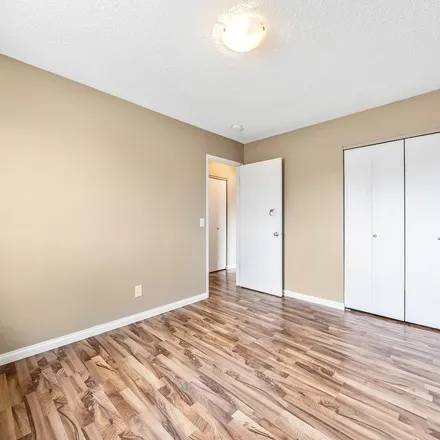 Image 9 - 70 Street NW, Calgary, AB T3B 2J9, Canada - Apartment for rent