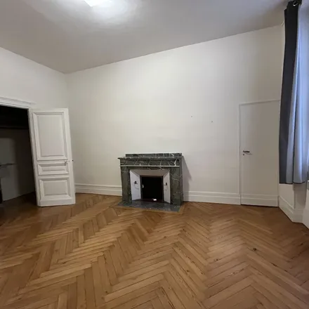 Image 5 - 16 Place Olivier, 31300 Toulouse, France - Apartment for rent