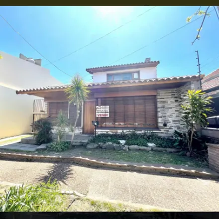 Buy this studio house on Chiclana in Nuevo Quilmes, B1876 AFJ Don Bosco
