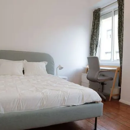 Rent this 4 bed apartment on Rua Carvalho Araújo 51 in 1900-140 Lisbon, Portugal