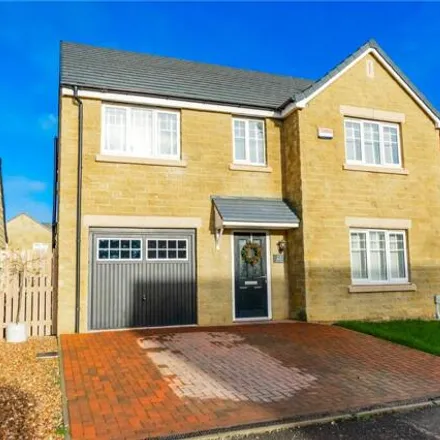 Buy this 5 bed house on Albertross Drive in Humberston Grange, DN36 4ZH