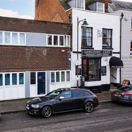 Rent this 6 bed duplex on The Maltings in Longport, Canterbury