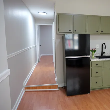 Rent this 1 bed apartment on 521 S 21st St