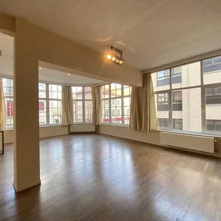 Rent this 1 bed apartment on Pelikaanstraat 32 in 9000 Ghent, Belgium