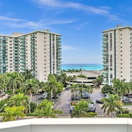 Image 1 - Citibank, 3800 South Ocean Drive, Beverly Beach, Hollywood, FL 33019, USA - Condo for sale