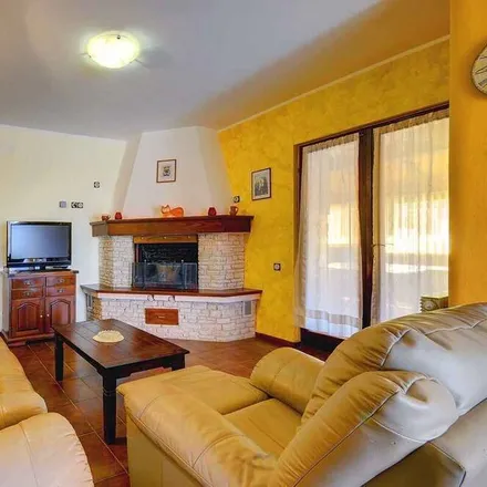 Image 9 - Muntić, Istria County, Croatia - House for rent