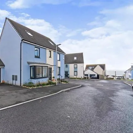 Buy this 6 bed house on Porlock Close in Ogmore-by-Sea, CF32 0QE