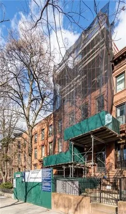 Image 3 - 137 Clinton Avenue, New York, NY 11205, USA - Townhouse for sale