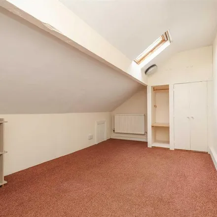 Image 7 - Endcliffe Rise Road, Sheffield, S11 8RR, United Kingdom - Apartment for rent