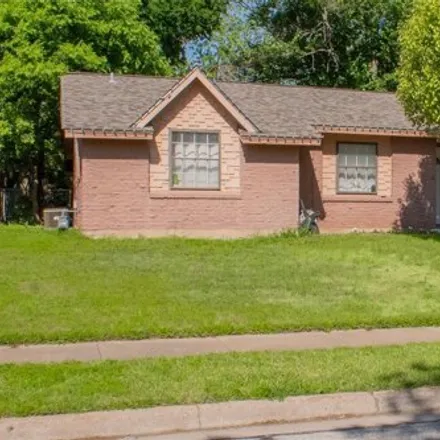 Buy this 3 bed house on 2328 Ozark Drive in Arlington, TX 76014