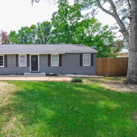 Buy this 3 bed house on 223 Cunningham Dr in Pearl, Mississippi