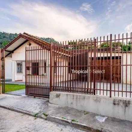 Rent this 4 bed house on Rua Otto Jennrich in Velha, Blumenau - SC