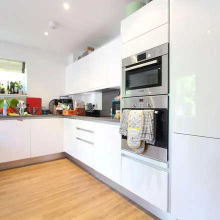 Image 1 - Sceptre House, Howard Road, London, HA7 1BT, United Kingdom - Apartment for rent