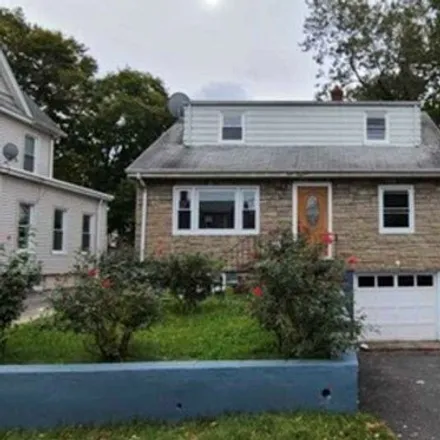Rent this 1 bed house on 124 Park Avenue in Maywood, Bergen County