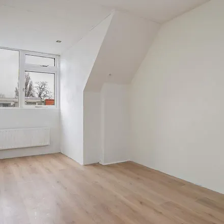 Rent this 2 bed apartment on Röntgenstraat 20C in 3131 RN Vlaardingen, Netherlands