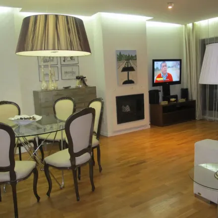 Rent this 2 bed apartment on Rua de Monsanto in 4200-514 Porto, Portugal