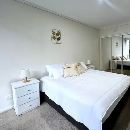 Image 2 - South Melbourne VIC 3205, Australia - Apartment for rent