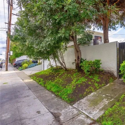 Image 9 - 5592 West 8th Street, Los Angeles, CA 90036, USA - House for sale