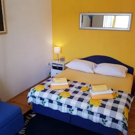 Image 1 - Prvić, Grad Vodice, Šibenik-Knin County, Croatia - Apartment for rent