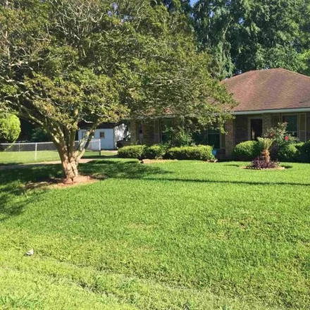 Buy this 3 bed house on 414 Elmer Ave in Baton Rouge, Louisiana