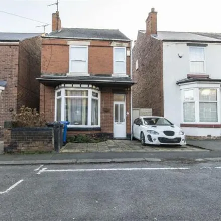 Buy this 4 bed house on Old Hall Road in Chesterfield, S40 1YR