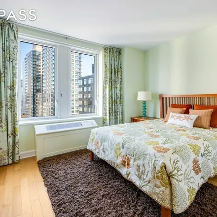 Rent this 3 bed apartment on The Rushmore in 80 Riverside Boulevard, New York