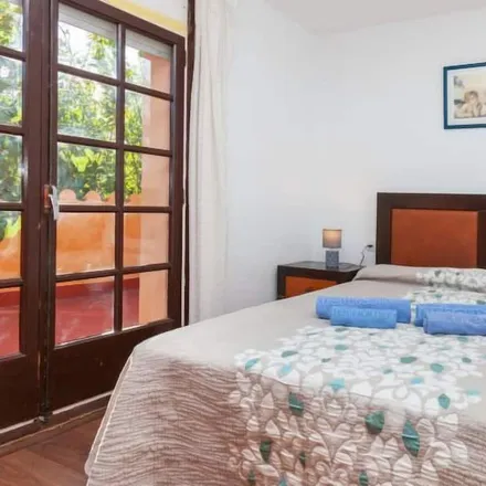 Rent this 3 bed house on l'Ametlla de Mar in Carrer de l'Estació, 43860 l'Ametlla de Mar