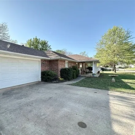 Buy this 3 bed house on 110 South 7th Street in Tecumseh, OK 74873