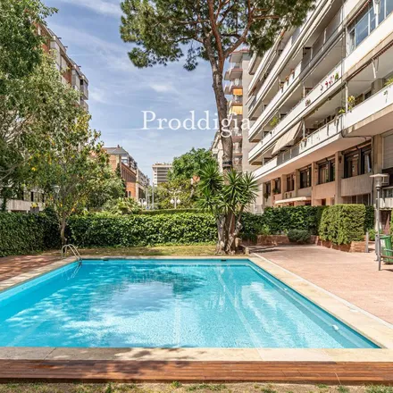 Rent this 2 bed apartment on Banco Español de Crédito (Banesto) in Plaça de Catalunya, 10