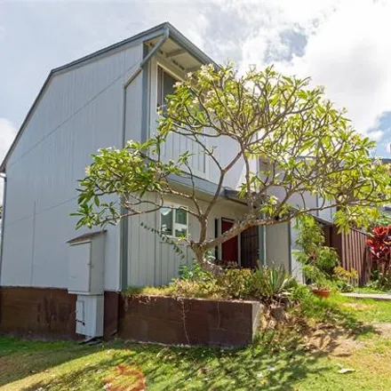Buy this 2 bed townhouse on Makakilo Drive in Kapolei, HI 96707