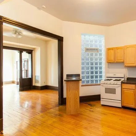 Rent this 1 bed apartment on 1813 N Milwaukee Ave