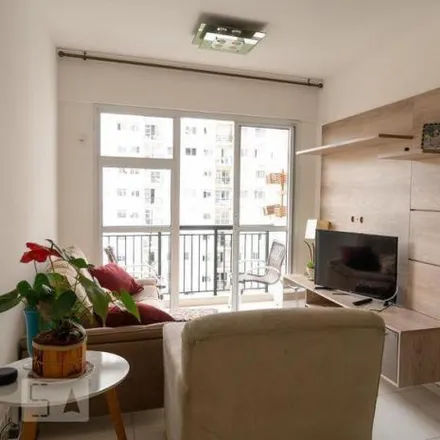 Buy this 2 bed apartment on Avenida Marquês do Paraná in Centro, Niterói - RJ