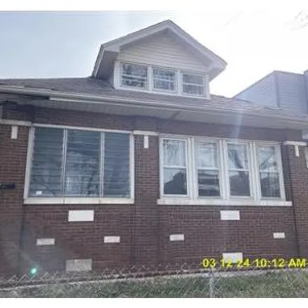 Image 1 - 7553 South Calumet Avenue, Chicago, IL 60619, USA - House for sale