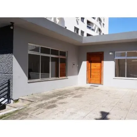 Image 2 - Rua Eugênio Portela, Barreiros, São José - SC, 88095-800, Brazil - House for sale