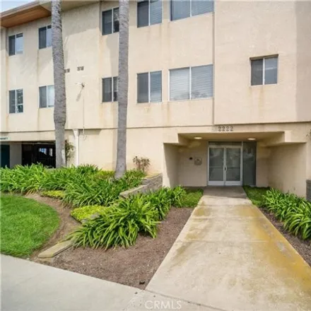 Buy this 2 bed condo on 341 West 22nd Street in Los Angeles, CA 90731