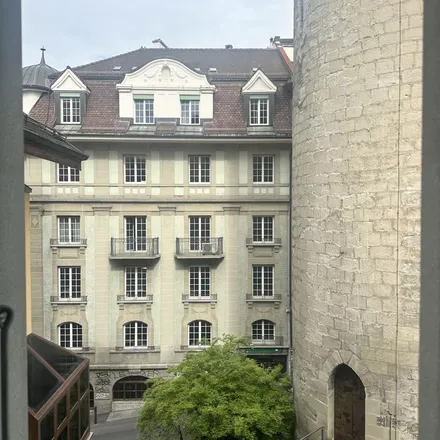 Rent this 4 bed apartment on Rue de la Tour 37 in 1004 Lausanne, Switzerland