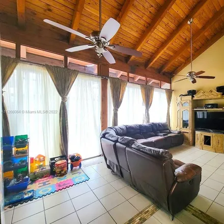 Image 3 - 11218 Northwest 15th Court, Pembroke Pines, FL 33026, USA - Townhouse for sale