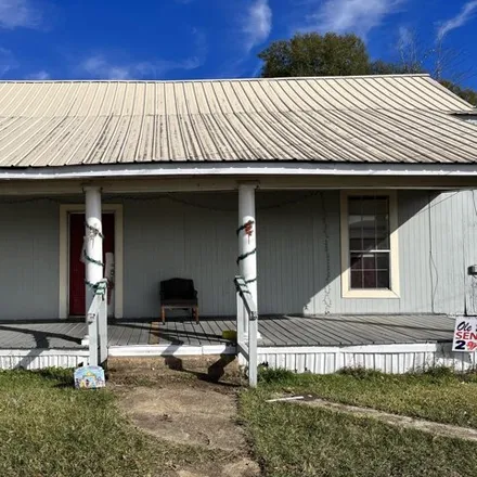 Buy this 3 bed house on 325 East Congress Street in Brookhaven, MS 39601