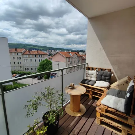 Rent this 3 bed apartment on 3 Place de l'Hôtel de Ville in 42000 Saint-Étienne, France