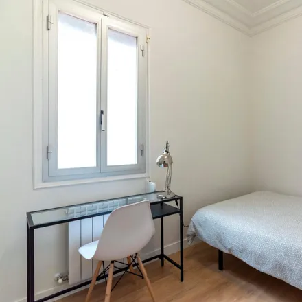 Rent this 5 bed room on Madrid in La Cazuelita, Costanilla de los Desamparados