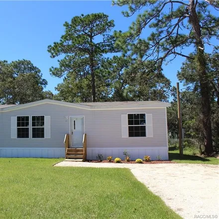 Buy this 3 bed house on 5320 South Heloise Terrace in Homosassa Springs, FL 34446