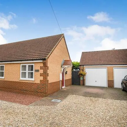 Buy this 3 bed house on Ivy Lodge Farm in Front Road, Murrow