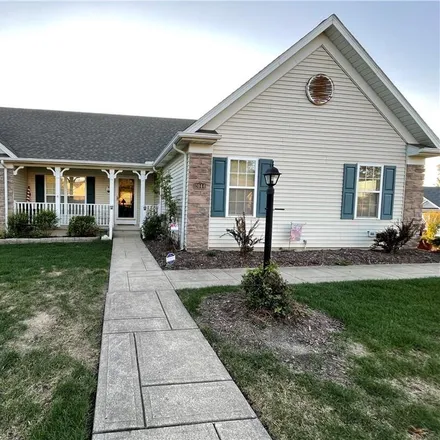 Buy this 4 bed house on 2016 Glenmont in Brunswick, OH 44212