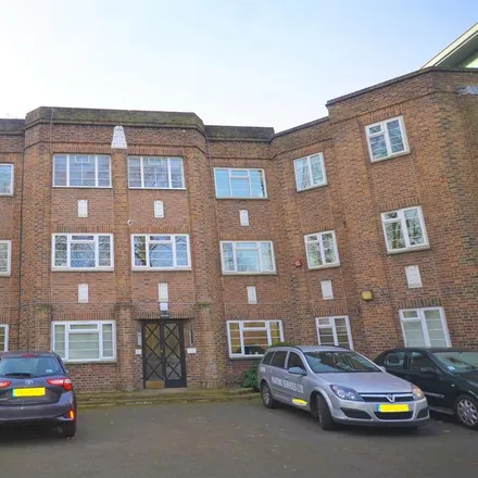 Rent this 2 bed apartment on Parklands in 236-236 Peckham Rye, London